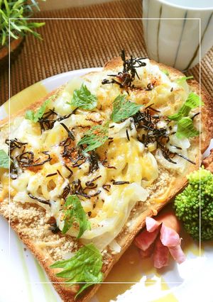胡麻たっぷり❀玉葱の和トースト-レシピのメイン写真