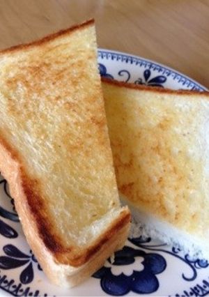 超簡単！クロワッサン風味♡おいしい食パン-レシピのメイン写真