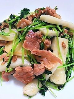 お弁当にピッタリ~はんぺんと豆苗の塩炒め-レシピのメイン写真