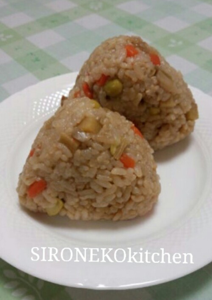 生姜と枝豆の炊き込みご飯おにぎり-レシピのメイン写真