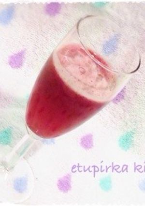 ホエイとクランベリーのさくらんぼもも割り-レシピのメイン写真