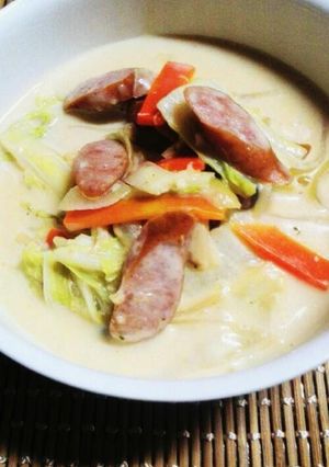 白菜とウインナーの味噌クリームスープ-レシピのメイン写真