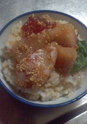 簡単＊刺身のゴマだれ漬け丼-レシピのメイン写真