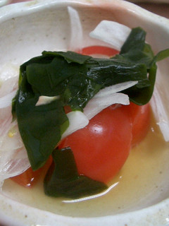 トマトとわかめの酢の物-レシピのメイン写真