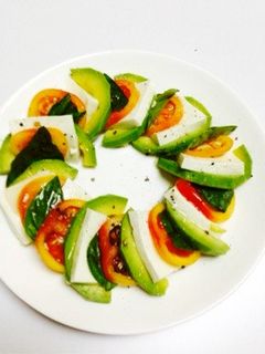 低カロリー♪豆腐とアボカドのカプレーゼ-レシピのメイン写真