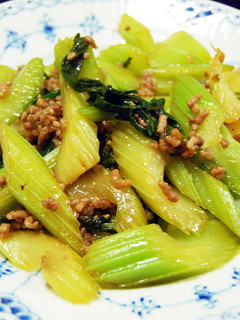 セロリの葉も活用☆こってり中華肉みそ炒め-レシピのメイン写真