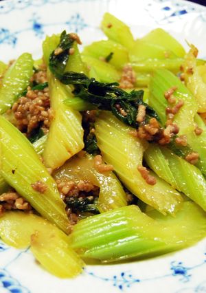 セロリの葉も活用☆こってり中華肉みそ炒め-レシピのメイン写真