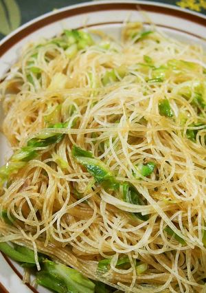 野菜いっぱい♪焼きビーフン-レシピのメイン写真