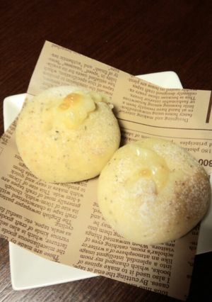 ブラックペッパー好きなチーズパン-レシピのメイン写真