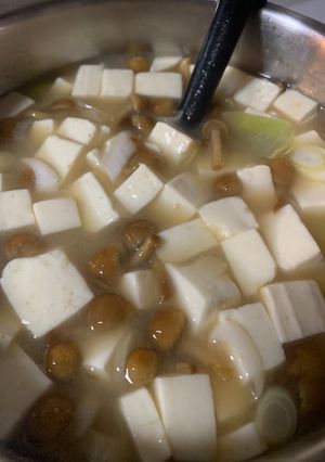 なめことお豆腐の味噌汁-レシピのメイン写真