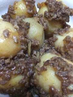 ♡新じゃがいもと挽肉の煮物♡-レシピのメイン写真
