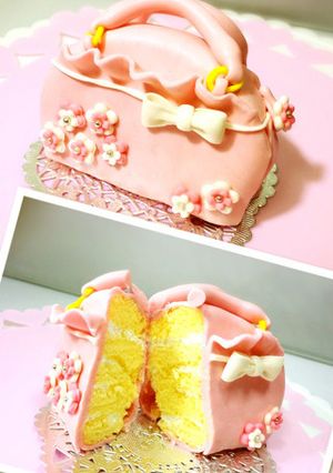 バッグ形の ロールケーキ-レシピのメイン写真