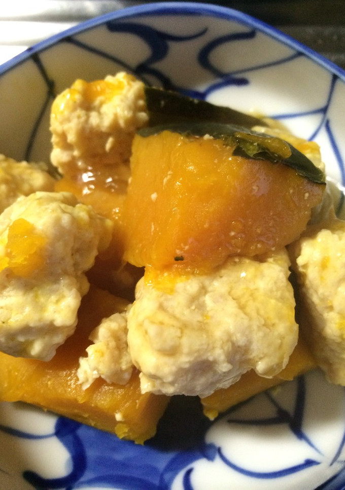 ふわふわ鶏だんごとかぼちゃの煮物-レシピのメイン写真