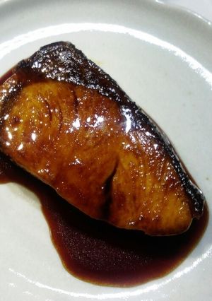 すき焼きのタレで♡ブリの照り焼き-レシピのメイン写真