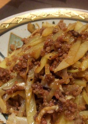 じゃが芋とひき肉のオイスター炒め-レシピのメイン写真