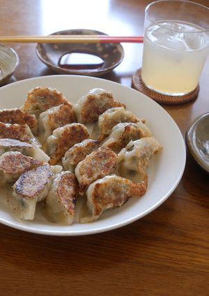 セロリー台湾餃子と 皮の作り方-レシピのメイン写真