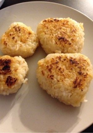 簡単、軽食、お弁当へ焼きおにぎり-レシピのメイン写真