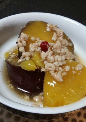 薩摩芋の鶏そぼろ餡(ほんの少しピリ)-レシピのメイン写真