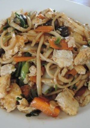 海外発・オイスターソースで手軽に焼うどん-レシピのメイン写真