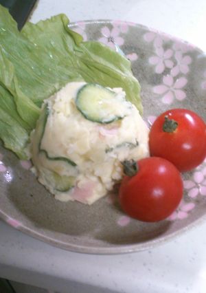 晩ご飯のおかずに*+自慢のポテサラ-レシピのメイン写真