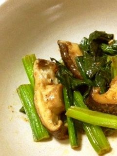 超簡単♫ほうれん草と椎茸のオイマヨ炒め-レシピのメイン写真
