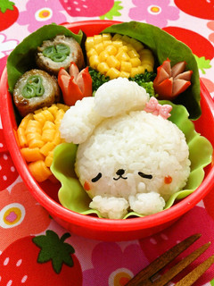簡単 キャラ弁 * 居眠りうさちゃん-レシピのメイン写真