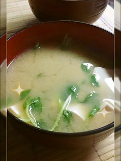 簡単!豆苗と豆腐の味噌汁♪-レシピのメイン写真