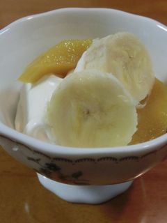 水切りヨーグルトと生クリームのデザート-レシピのメイン写真