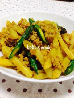 *じゃが芋とアスパラのカレー炒め*-レシピのメイン写真