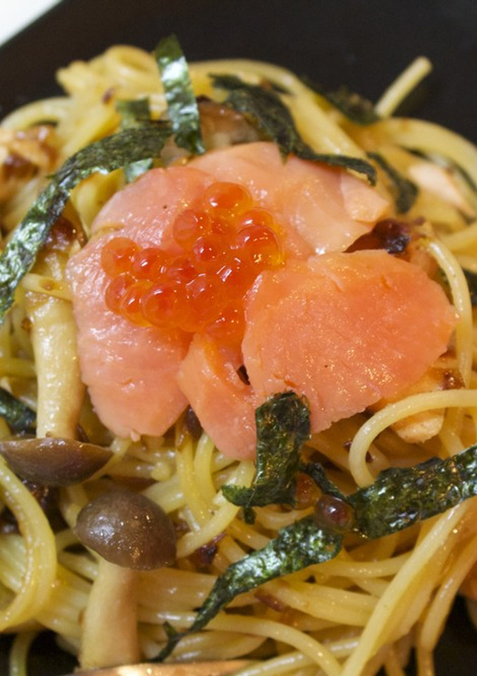 キノコとサーモンの和風パスタ-レシピのメイン写真