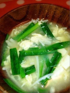 豆腐*えのき*ニラ*ふわふわ卵の味噌汁-レシピのメイン写真