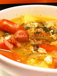 野菜たっぷり!かんたんコンソメスープ-レシピのメイン写真