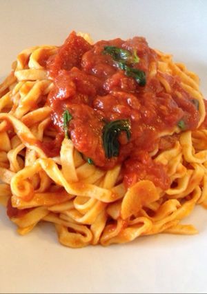 トマトの旨味が凝縮！パスタ・ポモドーロ-レシピのメイン写真