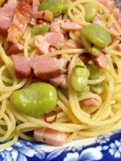 そら豆とベーコンの春ペペロンチーノ-レシピのメイン写真