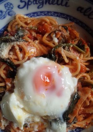 半熟卵♡ほうれん草のトマトクリームパスタ-レシピのメイン写真