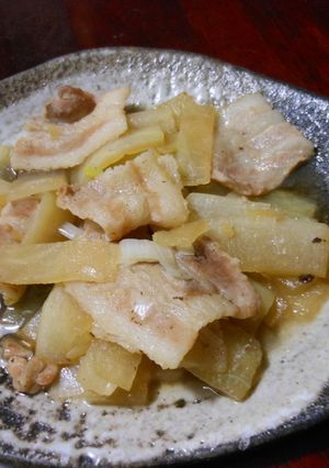 簡単、豚バラ肉と大根のヘルシー炒め物-レシピのメイン写真