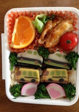 トミカかまぼこのお弁当-レシピのメイン写真