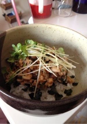 バター醤油きのこ納豆丼-レシピのメイン写真
