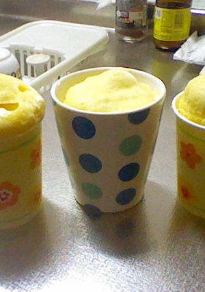 混ぜてレンジでチン！簡単カップケーキ-レシピのメイン写真