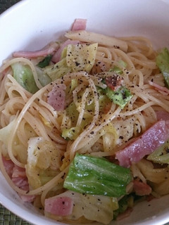 キャベツとベーコンの春色パスタ-レシピのメイン写真