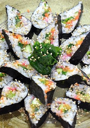 ワカメご飯で韓国海苔巻き-レシピのメイン写真