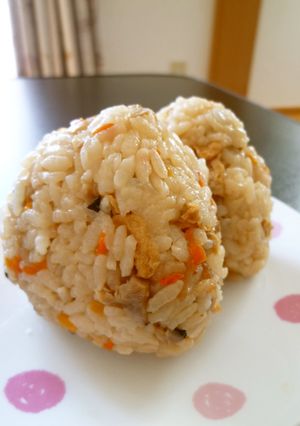 簡単☆炊き込みご飯（鶏五目ご飯）-レシピのメイン写真