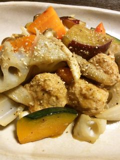 鶏団子と根菜の炒めもの-レシピのメイン写真