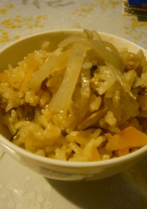 ウドの炊き込みご飯-レシピのメイン写真