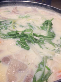 シャキシャキ野菜と豚肉の豆乳鍋♫-レシピのメイン写真