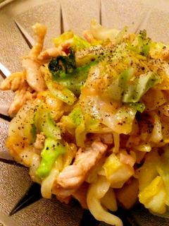 春キャベツと鶏胸肉のピリ辛味噌炒め-レシピのメイン写真