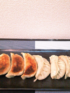【松橋】皮も簡単手作りで節約もちもち餃子-レシピのメイン写真