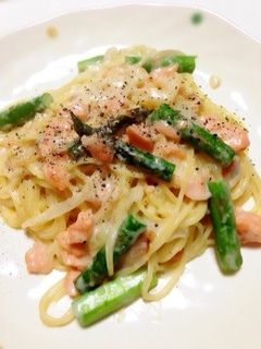 鮭とアスパラのクリームパスタ-レシピのメイン写真
