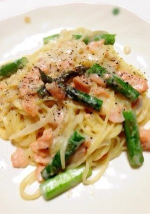 鮭とアスパラのクリームパスタ-レシピのメイン写真