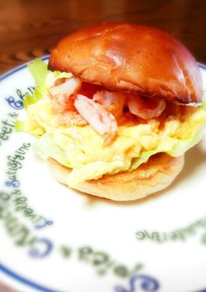 ヘルシー簡単♡絶品卵とエビのサンドイッチ-レシピのメイン写真